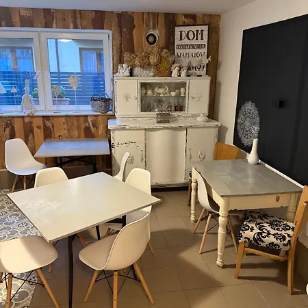 Tififi Na Wloskiej Prowincji ホームステイ