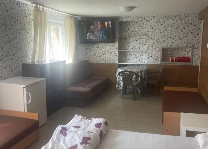 Tififi Na Wloskiej Prowincji * Pobierowo