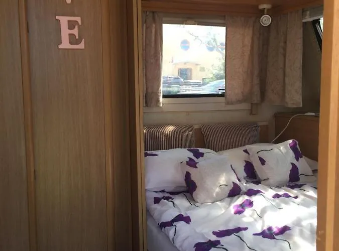 Tififi Na Wloskiej Prowincji * بوبيروفو